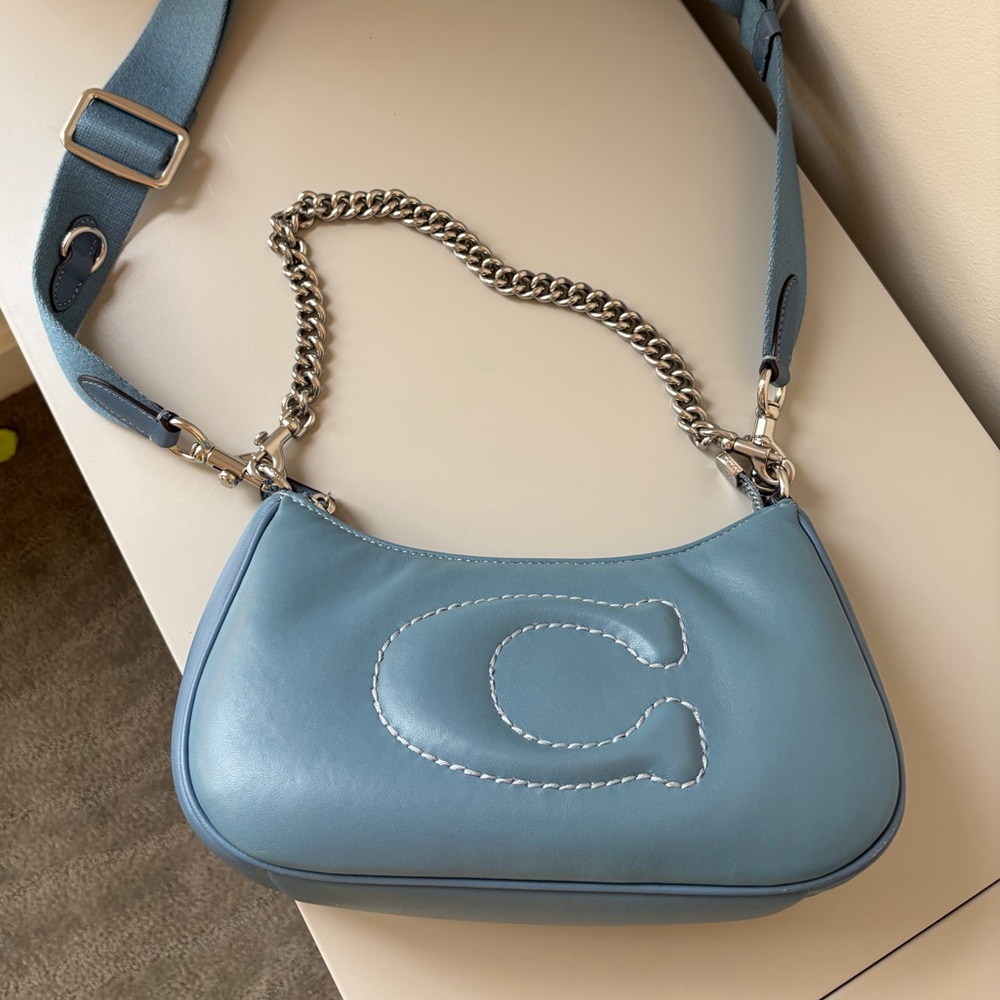 Coach Teri Quilted Shoulder/Crossbody Bag Like New Blue